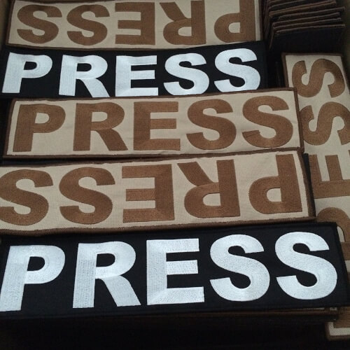 Press Presse Patch 29*7 cm - Hakenklett - schwarz für Konfliktreporter